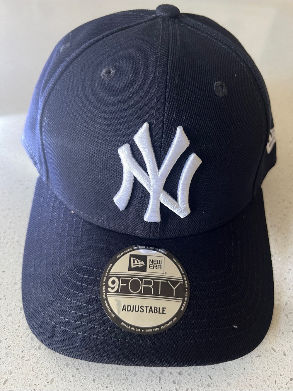 Men’s NY Yankee’s hat